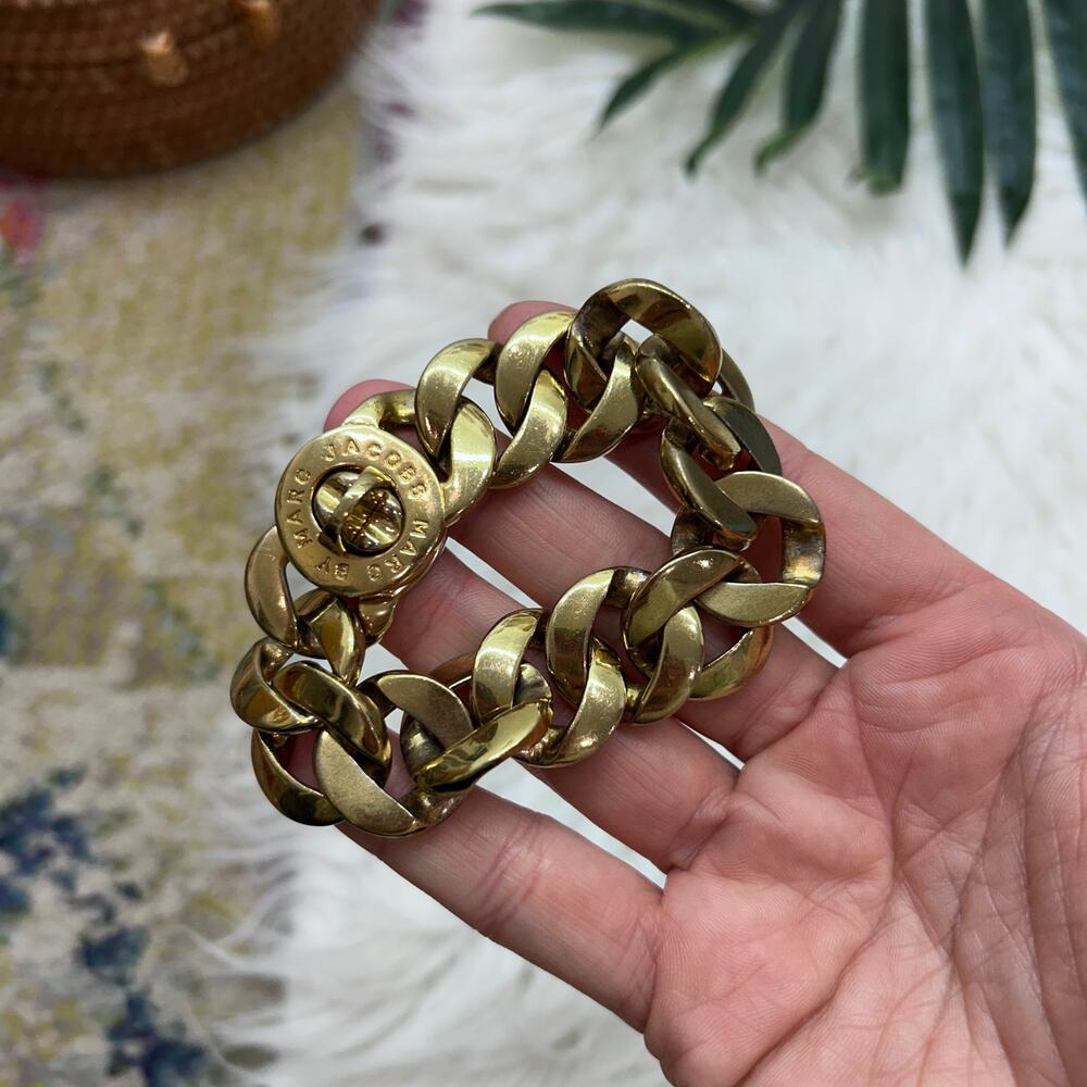 Marc By Marc Jacobs Goldtone Bracelet with Turnlock Chunky Link - Picture 3 of 4
